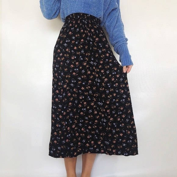 ❌SOLD❌ 2000s floral midi skirt - Picture 3 of 6